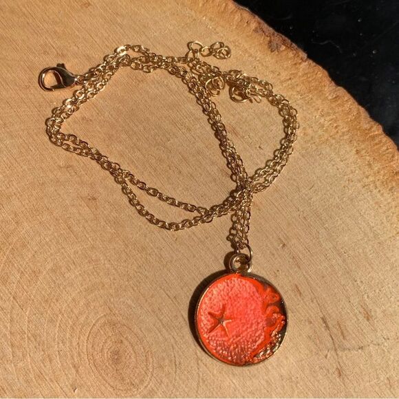 Whimsical Mythical Starfish Nautical Coastal Peach Orange Necaklce - Picture 1 of 3